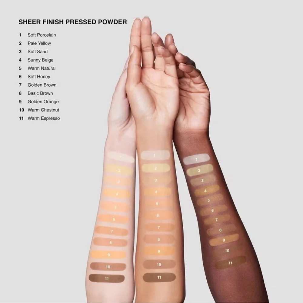 NIB BOBBI BROWN Sheer Finish Pressed Powder Compact SOFT HONEY Full Size $55